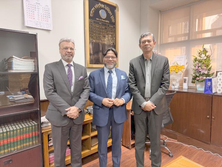 Hon’ble Chairman and CEO of Eastern Insurance PLC. , met Mr. Iqtiaruddin Md. Mamun, Head of the Bangladesh Financial Intelligence Unit (BFIU) recently.